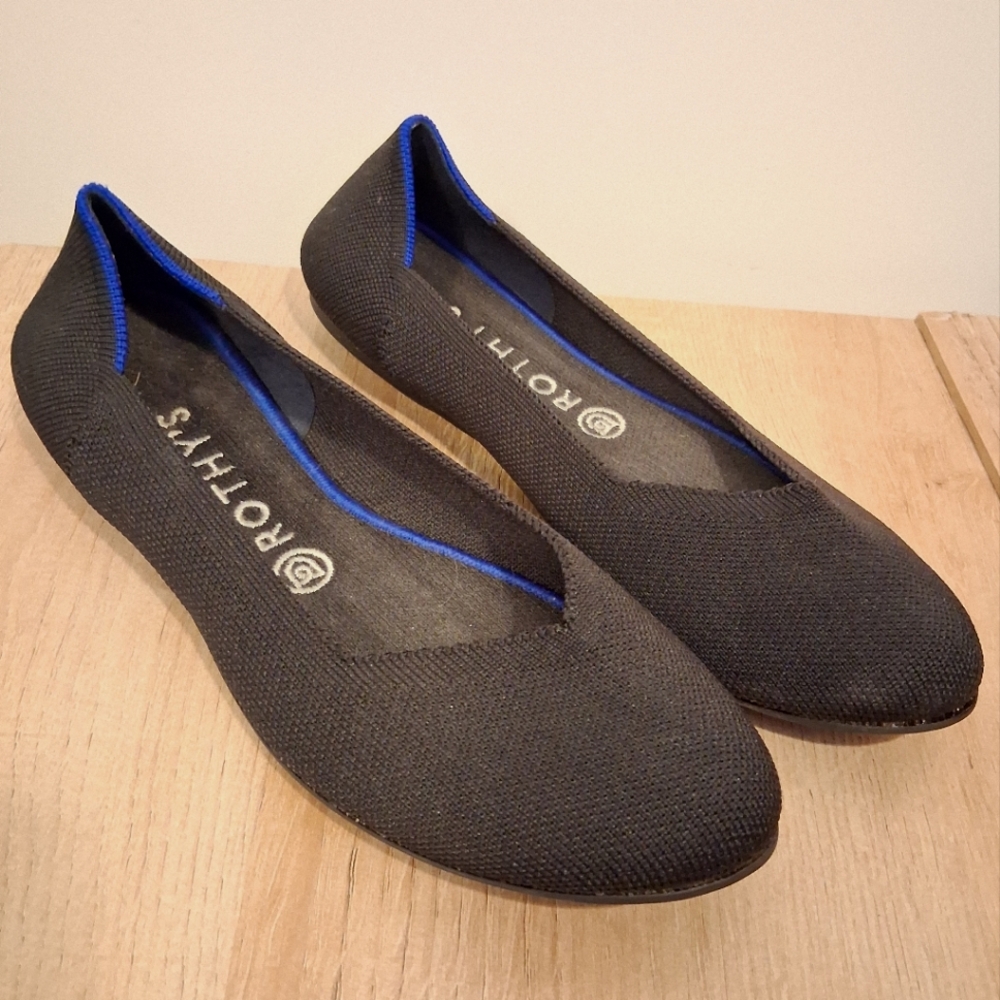 Rothy’s women’s Black almond toe Ballet flats 9 office minimalist